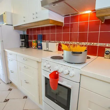 Moderne In Mit Garten Und Terrasse - B57089 Porec